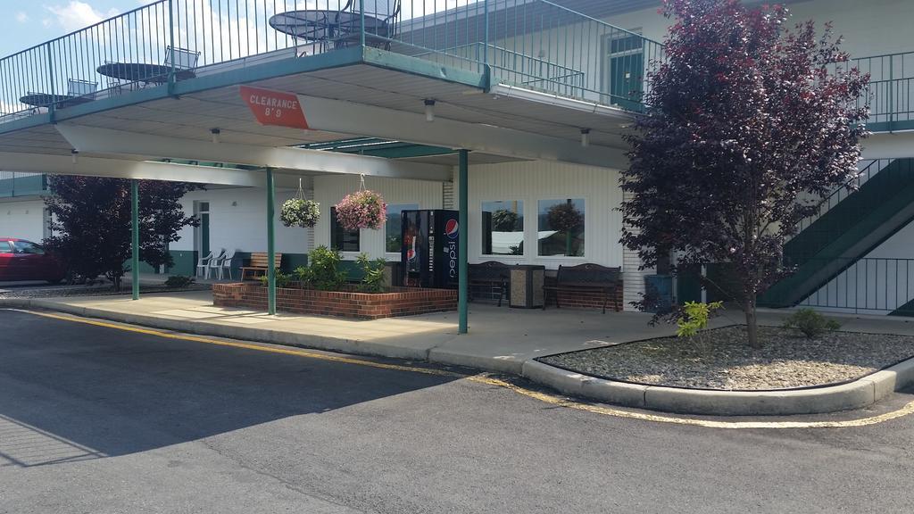 Huntingdon Motor Inn Extérieur photo