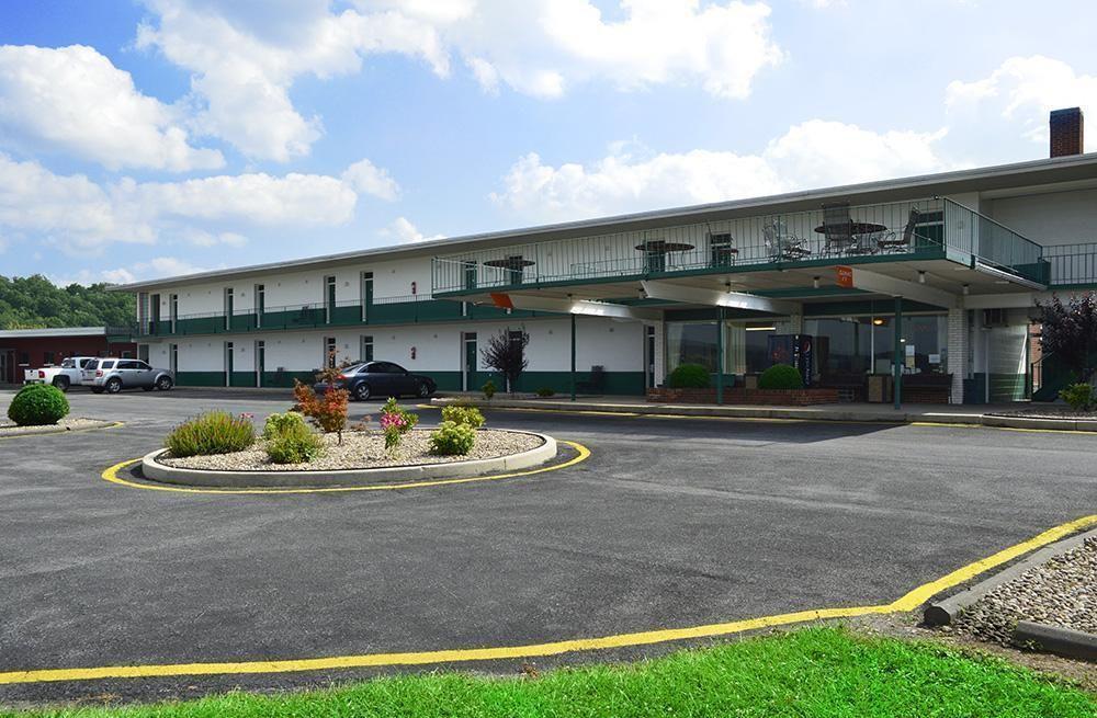 Huntingdon Motor Inn Extérieur photo