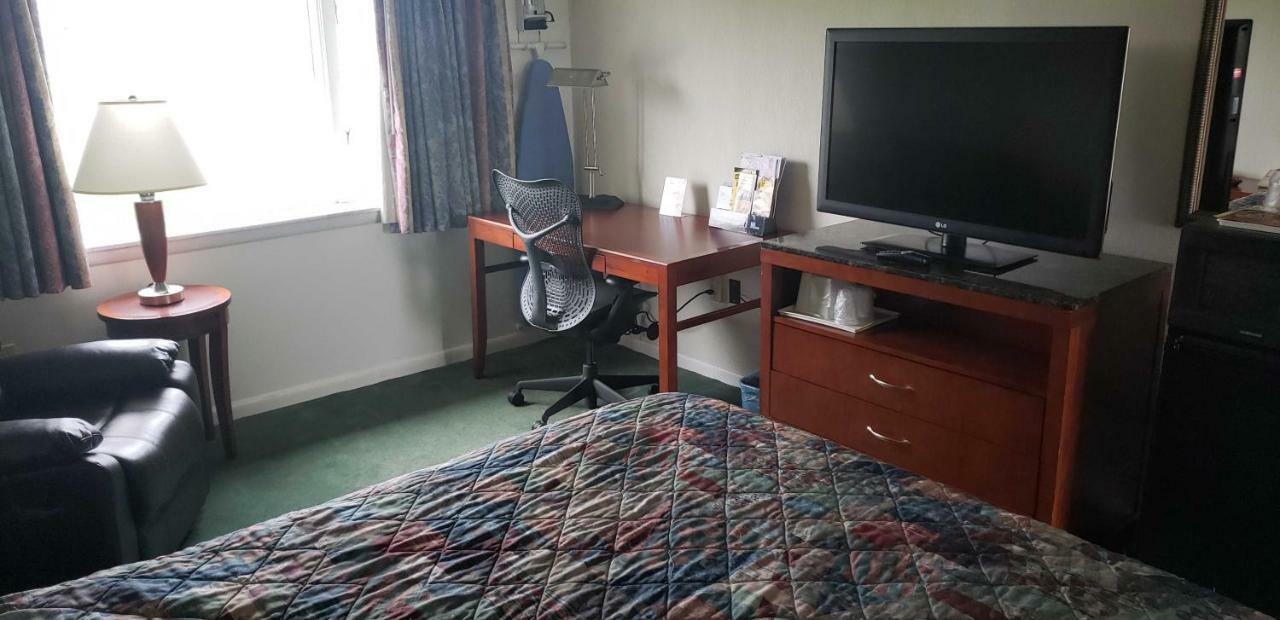 Huntingdon Motor Inn Extérieur photo