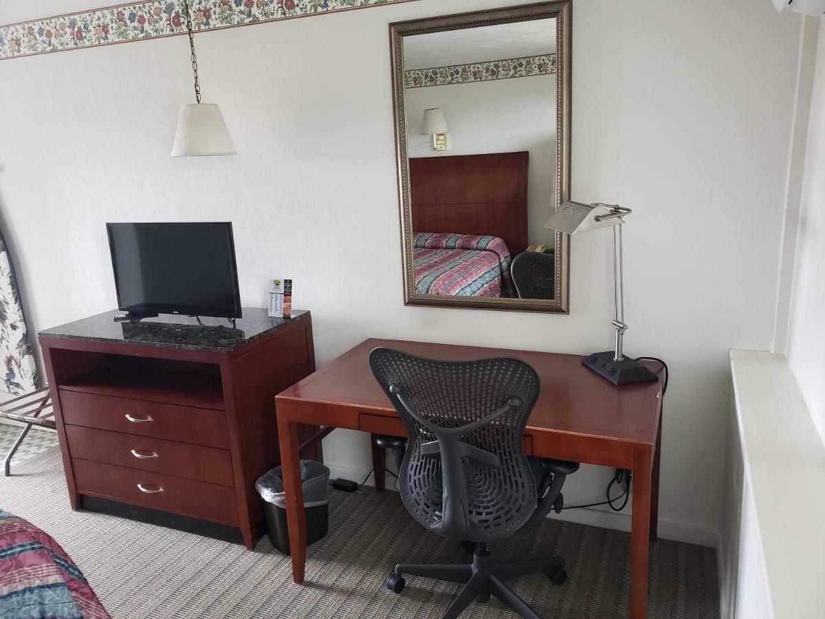 Huntingdon Motor Inn Extérieur photo